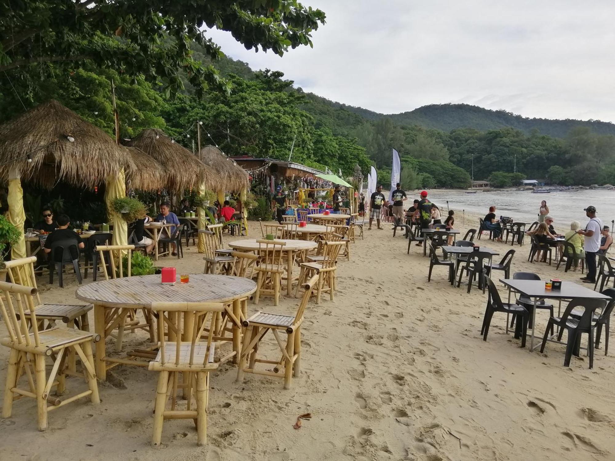 My Cozy Nest - Near Beach Batu Ferringhi Exterior photo